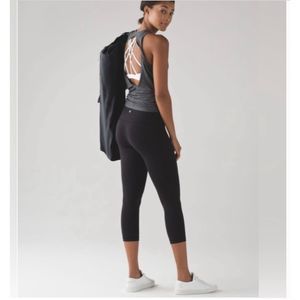 Lululemon Wunder Under Capri Leggings